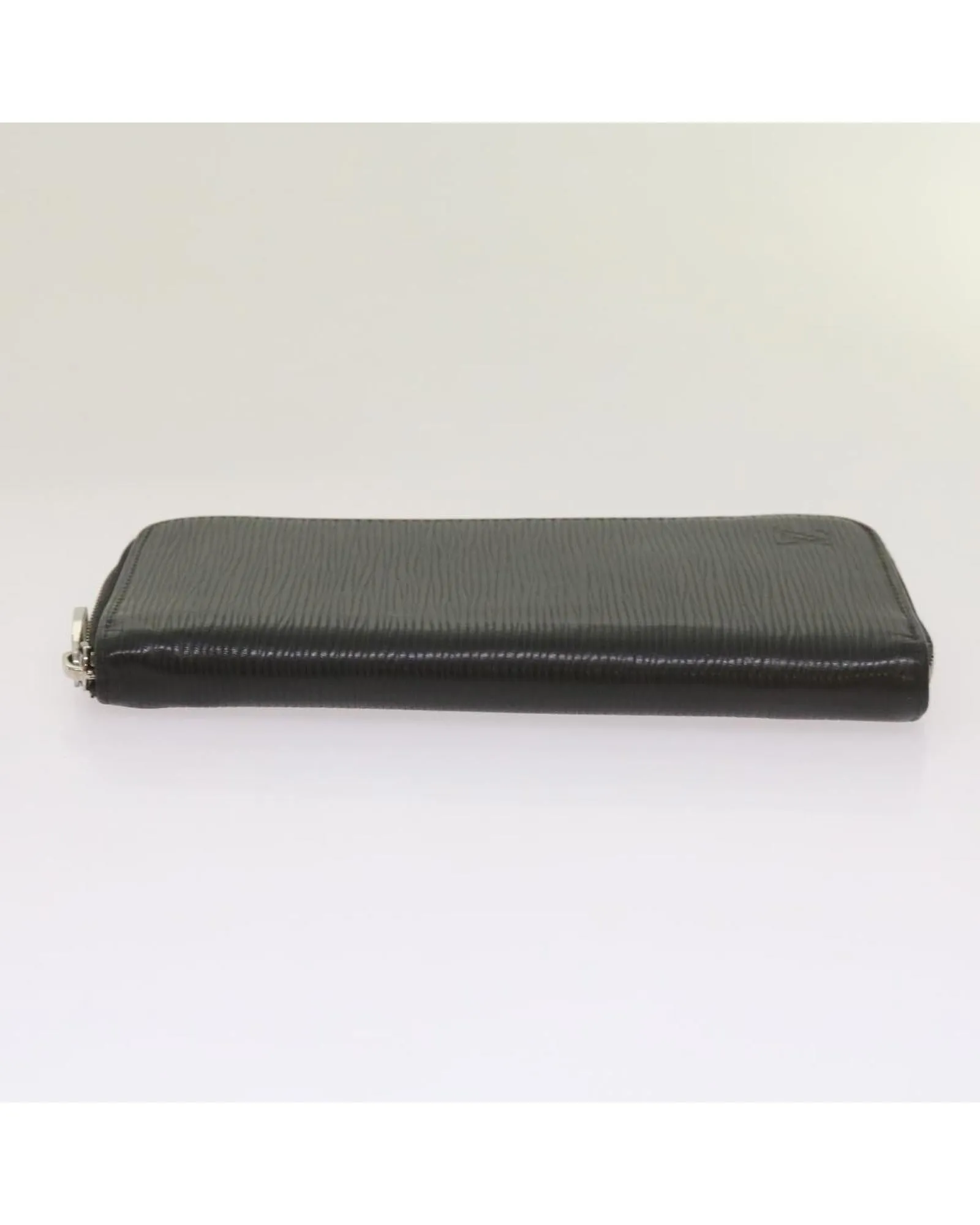 Epi Zippy Vertical Long Wallet in Black